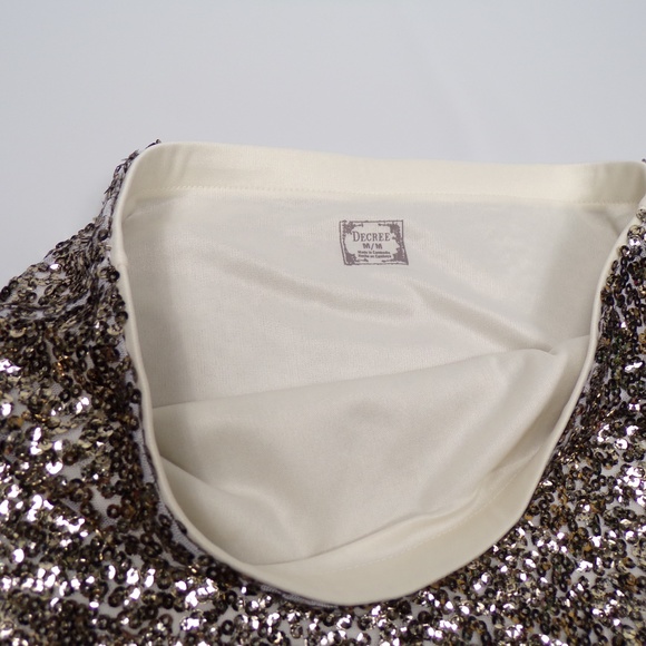Gold Sequin Mini Skirt - Picture 3 of 4